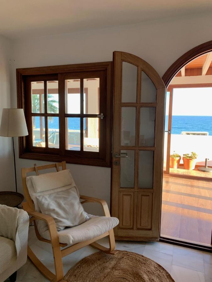 Penthouse On The Beachfront Apartment